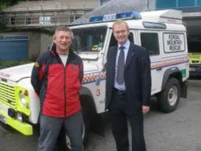 Tim Farron with Andy Dell of Kendal Mountain Rescue