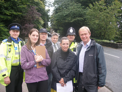 photo of Tim meeting with local businesswomen Pamela Bissland to talk about the coach stop plans. 